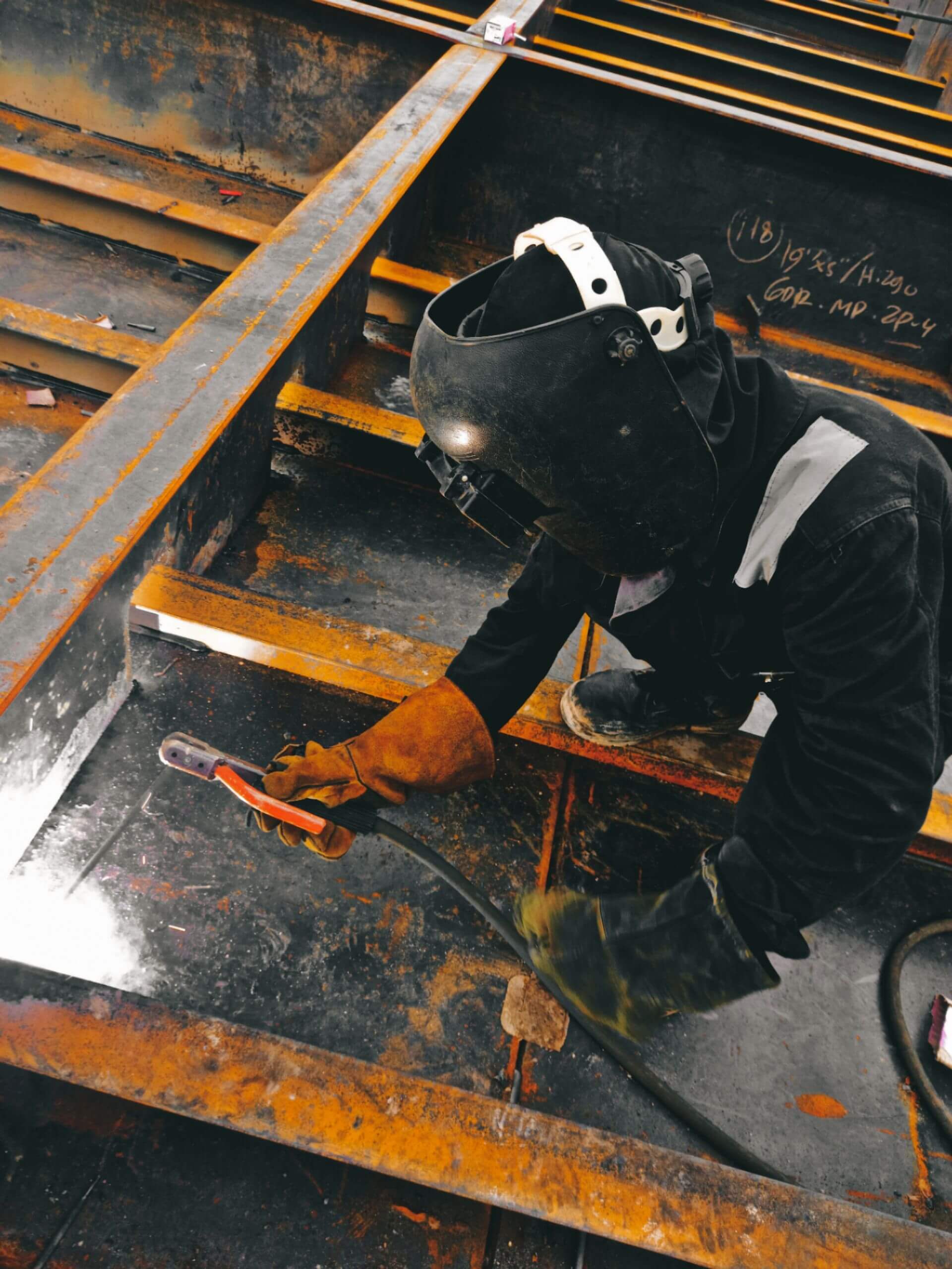 Structural steel fabrication for industrial construction